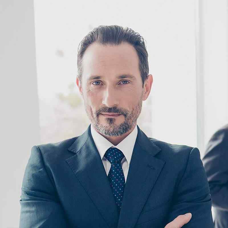 https://marabelworldtrade.com/wp-content/uploads/2019/04/img-people-06.jpg